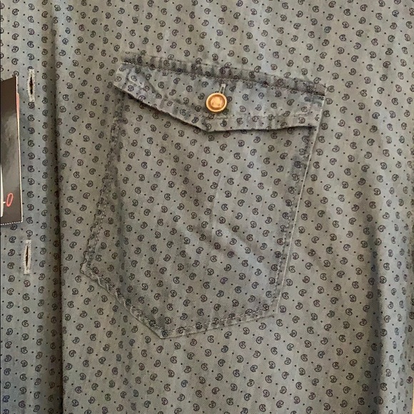 NWT Casual Button Down Shirt - Picture 3 of 3